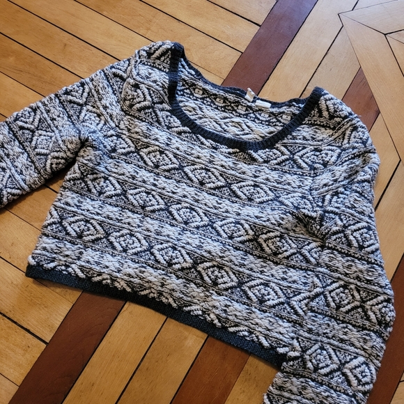 Moth crop sweater anthropologie Medium - Picture 6 of 7